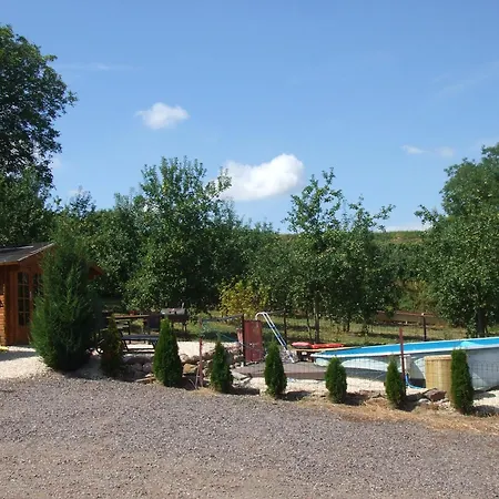 아파트 Weingut Ringwald *